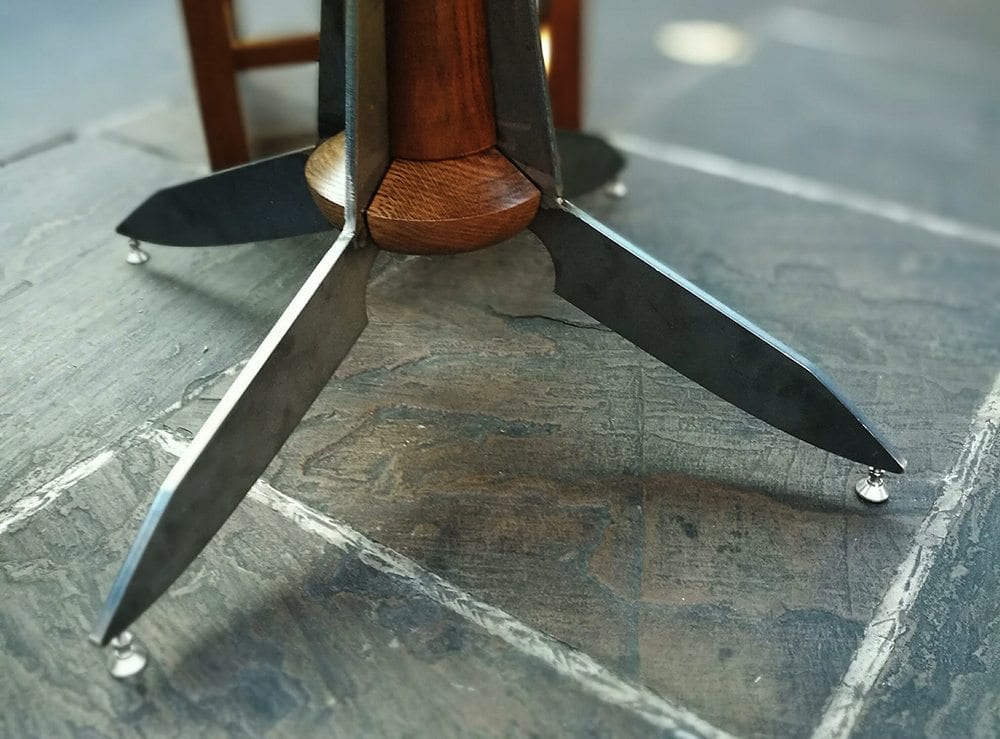 Restaurant tables – Blok Knives
